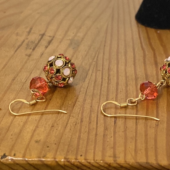 Gold Tone & Bead Dangle Earrings - Picture 6 of 8